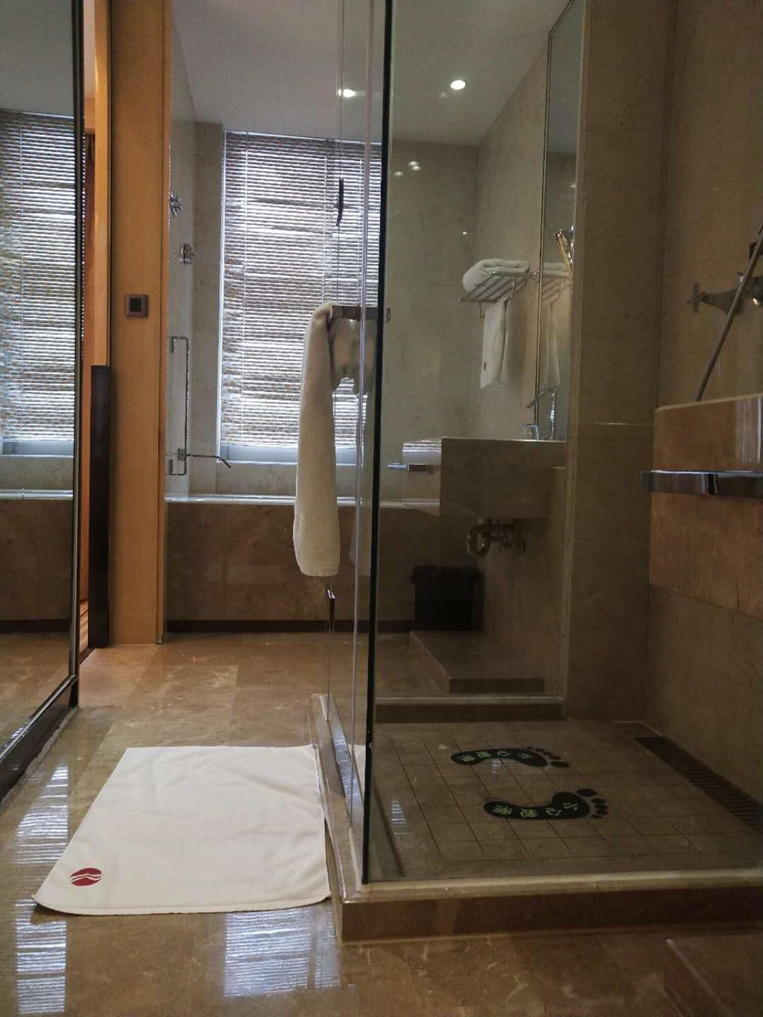 Ramada Plaza Qiandeng Kunshan Kunshan  Exterior foto